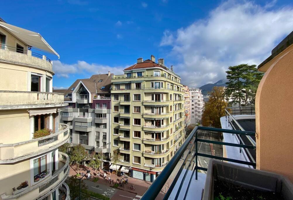 Toit-Terrasse Traversant Plein Centre 100M Du Lac Daire Annecy Dış mekan fotoğraf